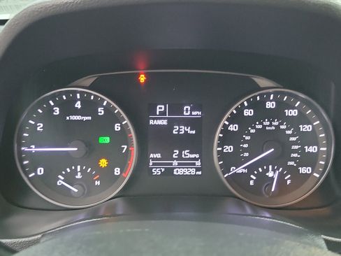 Used 2017 Hyundai Elantra SE image 10