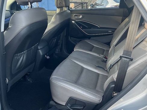 Used 2016 Hyundai Santa Fe SE w/ Option Group 02 FWD image 30