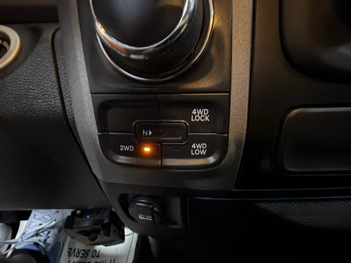Used 2018 RAM 1500 Express w/ Express Value Package AWD/4WD image 11