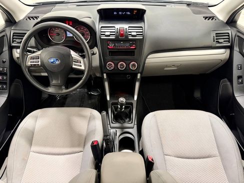 Used 2014 Subaru Forester 2.5i image 18