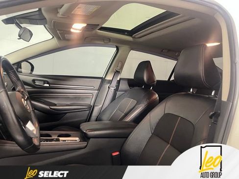 Used 2021 Nissan Altima 2.5 SR w/ SR Premium Package AWD/4WD image 10