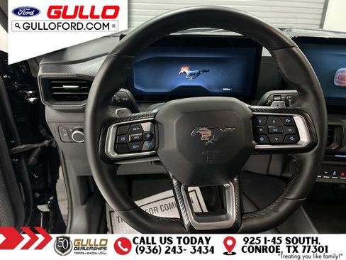Used 2025 Ford Mustang GT RWD image 12