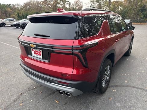 Certified 2024 Chevrolet Traverse LT image 5