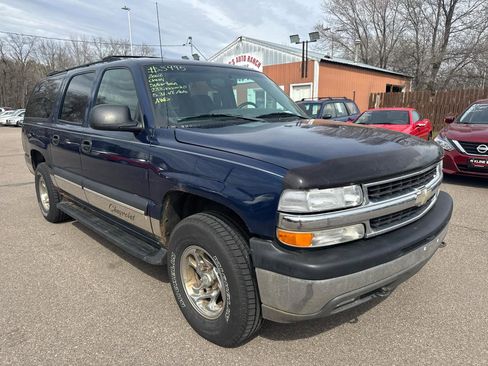 Used 2002 Chevrolet Suburban LS w/ Trailer Pkg image 3