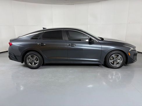 Used 2021 Kia K5 LXS FWD image 9