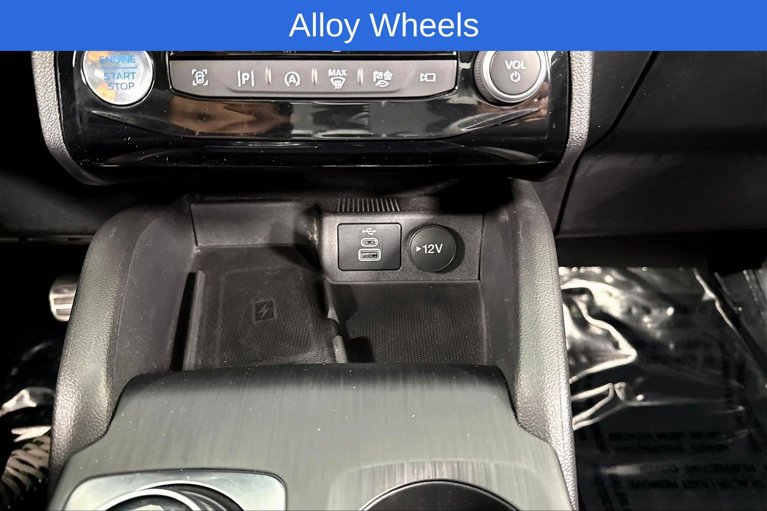 Used 2024 Ford Escape ST-Line Elite w/ Premium Technology Package AWD/4WD image 18