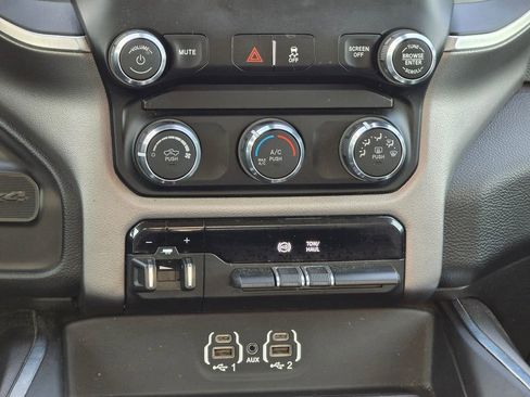 Used 2019 RAM 2500 Big Horn image 34