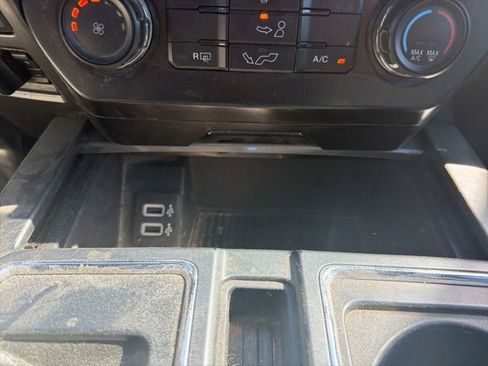 Used 2017 Ford F150 XLT w/ Equipment Group 301A Mid AWD/4WD image 35
