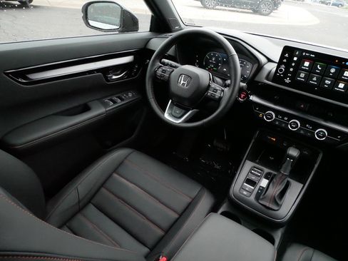 Used 2026 Honda CR-V Sport Touring image 9