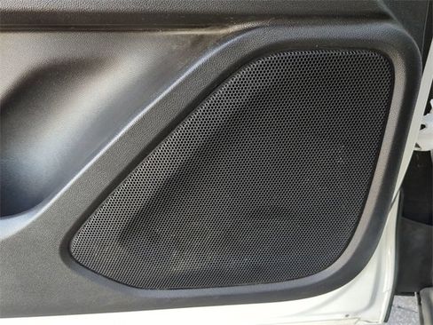 Used 2021 GMC Terrain SLT w/ Elevation Edition image 19