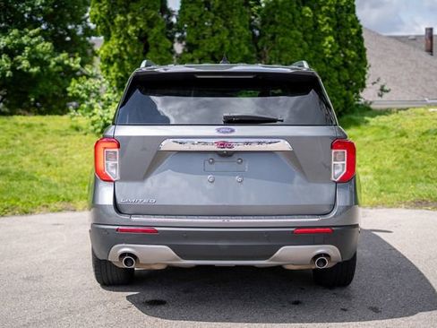 Used 2023 Ford Explorer Limited w/ Equipment Group 301A RWD image 6