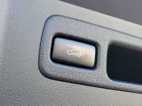 Used 2016 Lexus NX 200t FWD w/ Premium Package image 8