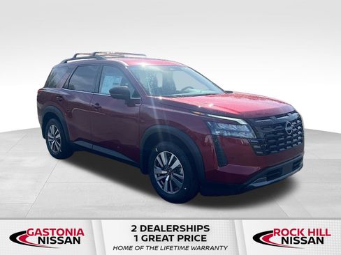 New 2026 Nissan Pathfinder SL image 1