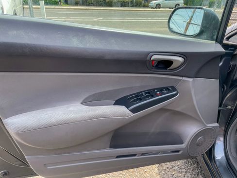 Used 2010 Honda Civic LX image 10