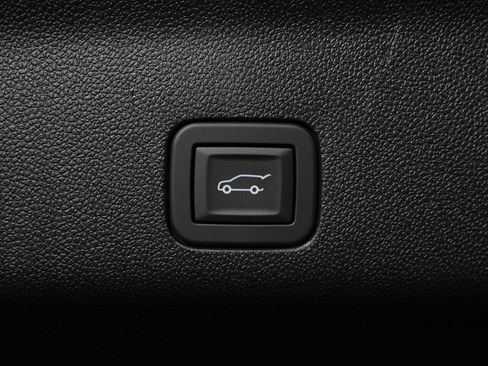 Used 2026 GMC Yukon AT4 Ultimate AWD/4WD image 14