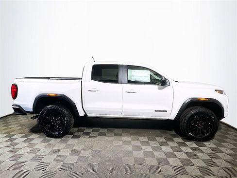 New 2026 GMC Canyon Elevation w/ Convenience Package image 9