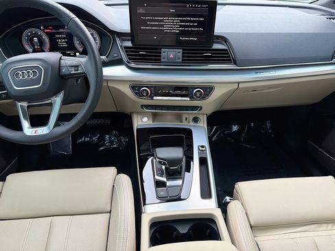 Used 2025 Audi Q5 2.0T Premium Plus image 19