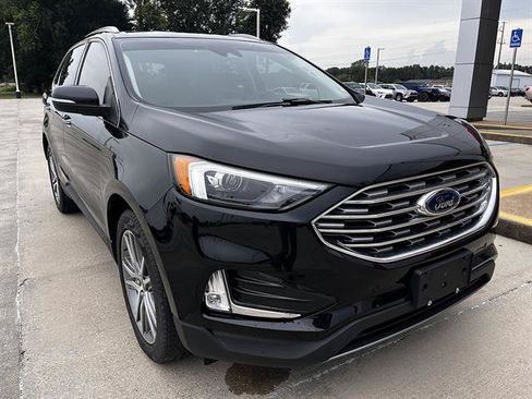 Used 2023 Ford Edge Titanium AWD/4WD image 1