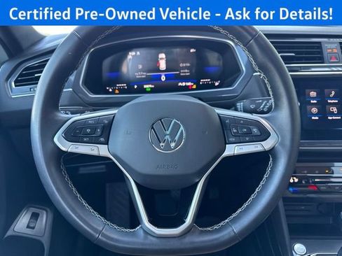 Certified 2024 Volkswagen Tiguan SE w/ Panoramic Sunroof Package AWD/4WD image 12