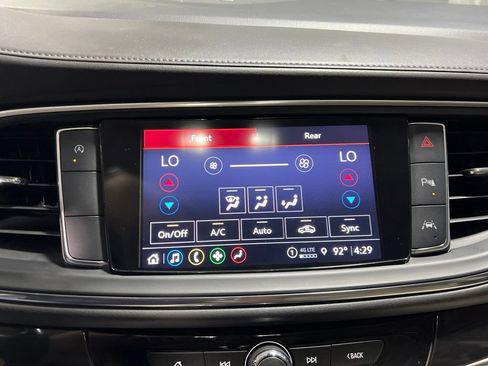 Used 2023 Buick Enclave Essence w/ Experience Buick Package FWD image 29