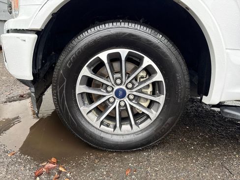 Used 2019 Ford F150 XLT w/ Equipment Group 302A Luxury image 27