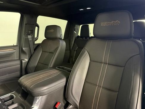 Used 2026 Chevrolet Silverado 1500 High Country w/ Midnight Edition AWD/4WD image 6
