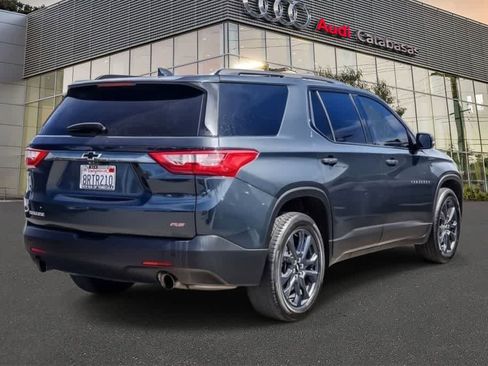 Used 2020 Chevrolet Traverse RS w/ LPO, Cargo Package FWD image 4
