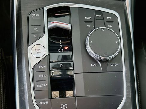 Used 2024 BMW 330e RWD image 24