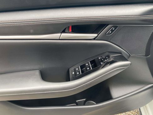 Used 2024 MAZDA MAZDA3 s image 14