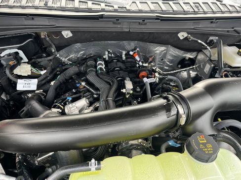 New 2025 Ford Expedition Max Active image 3