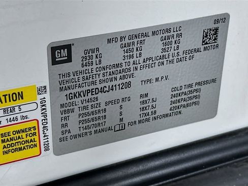 Used 2012 GMC Acadia SLE image 23