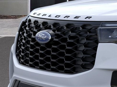 New 2026 Ford Explorer ST-Line w/ ST-Line Street Pack RWD image 17