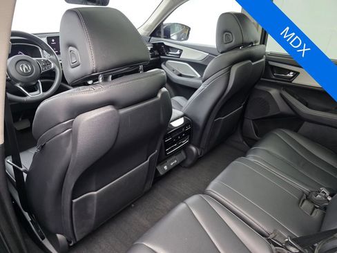 Used 2024 Acura MDX SH-AWD w/ Technology Package image 15