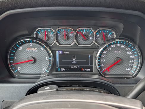 Used 2015 Chevrolet Silverado 1500 LTZ Z71 w/ LTZ Plus Package AWD/4WD image 18