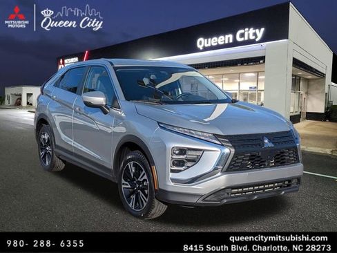 Used 2024 Mitsubishi Eclipse Cross SE image 1