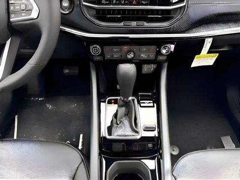 New 2026 Jeep Compass Limited AWD/4WD image 31