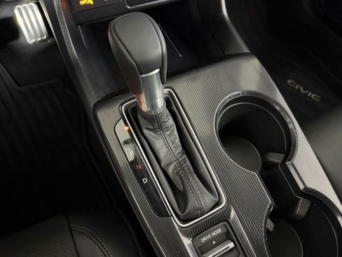 Used 2025 Honda Civic Sport Touring image 13