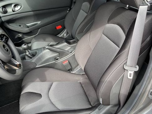 Used 2024 Nissan Z Sport w/ Floor Mat Package RWD image 13