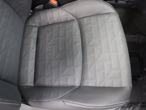 Used 2025 Toyota 4Runner TRD Off-Road Premium image 31