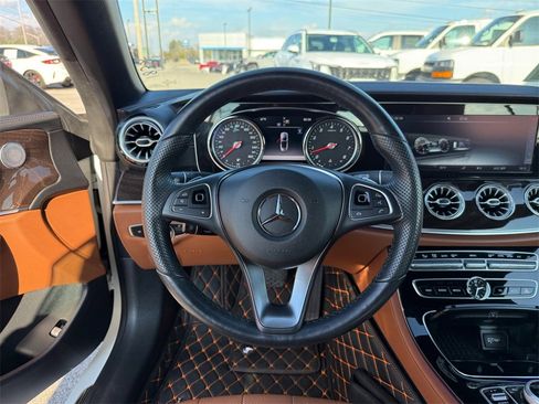 Used 2018 Mercedes-Benz E 400 4MATIC Cabriolet image 14