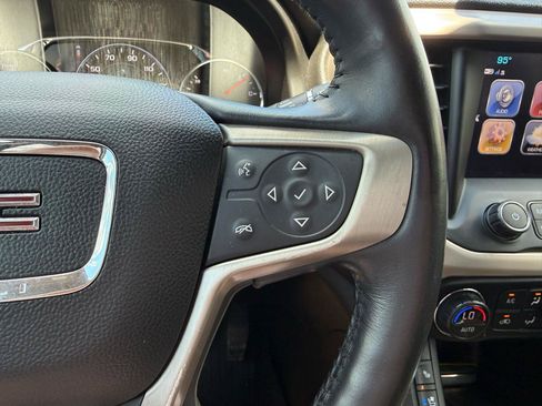 Used 2019 GMC Acadia Denali w/ Technology Package FWD image 26