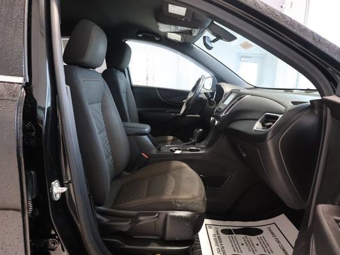 Certified 2018 Chevrolet Equinox LT FWD image 32