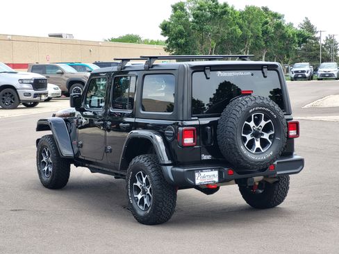 Used 2022 Jeep Wrangler Unlimited Rubicon w/ Cold Weather Group AWD/4WD image 3