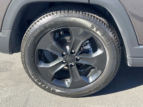 Used 2019 Jeep Compass Altitude image 29