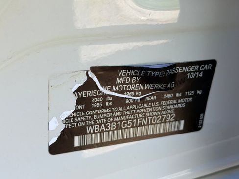 Used 2015 BMW 320i Sedan image 38