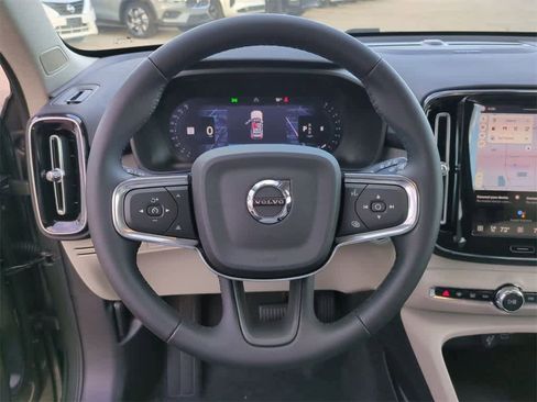 New 2026 Volvo XC40 B5 Plus w/ Protection Package Premier image 15