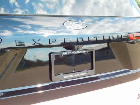 New 2025 Ford Expedition Platinum w/ Stealth Performance Package image 48