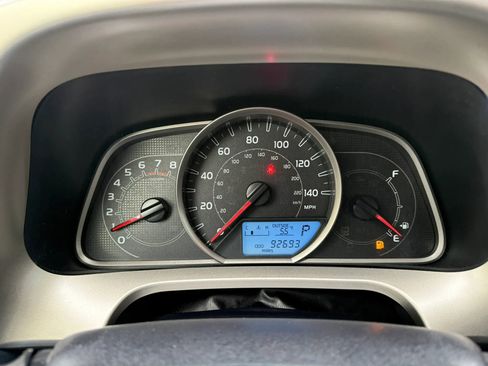 Used 2015 Toyota RAV4 LE AWD/4WD image 18