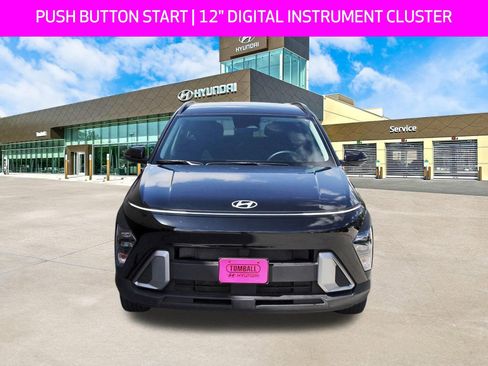 Used 2024 Hyundai Kona SEL w/ Convenience Package FWD image 2