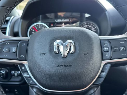 New 2026 RAM 1500 4x4 Crew Cab image 23